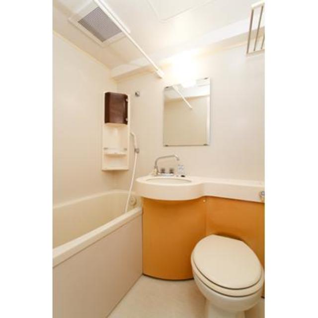 バス・シャワールーム　※写真は同タイプ住戸です。