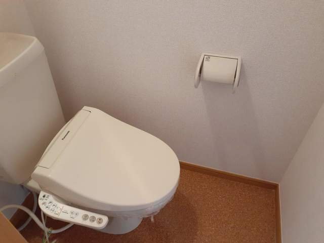 トイレ　トイレもきれいです