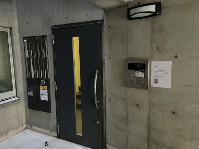 エントランス　?