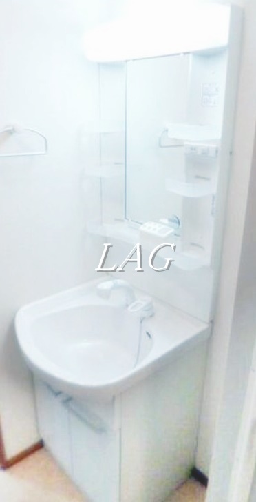 洗面設備　独立洗面台です。