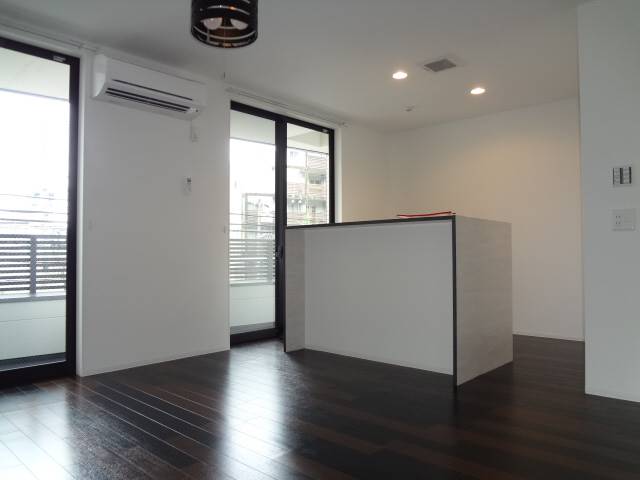 居室・リビング　リビング