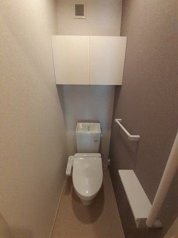 トイレ　シンプルで使いやすいトイレです