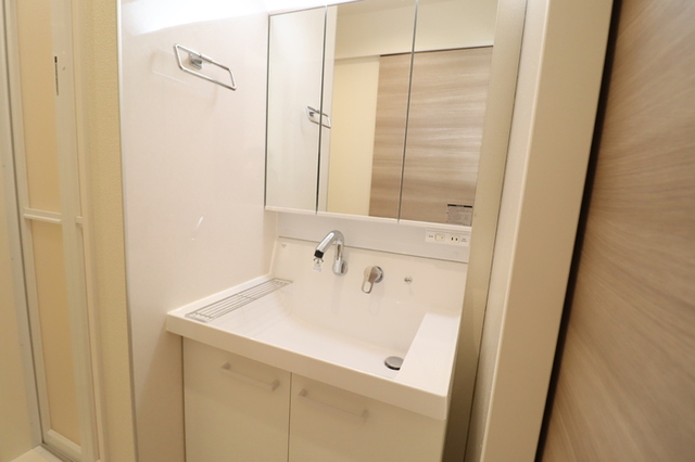 洗面設備　洗髪洗面化粧台