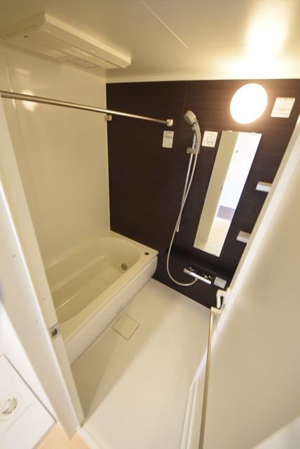 バス・シャワールーム　★お問い合わせはタウンハウジング町田店まで★