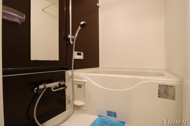 バス・シャワールーム　お風呂で日々の疲れを落としましょう