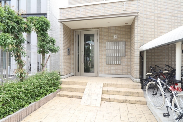 エントランス　エントランス