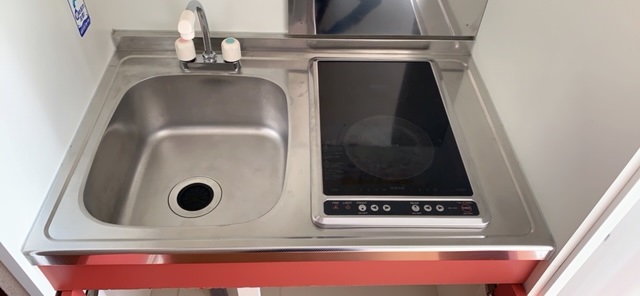 キッチン　設備・仕様は号室により異なる為、現況を優先いたします。