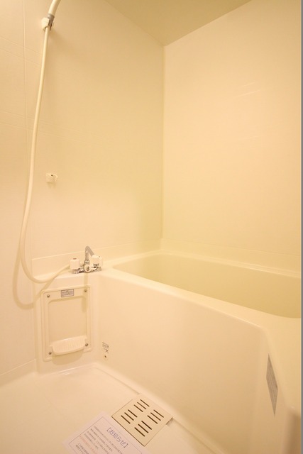 バス・シャワールーム　バスルーム