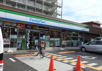 コンビニ　ファミリーマート 稲穂姫島通店（コンビニ）まで1119m