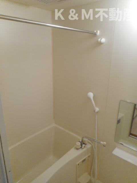 バス・シャワールーム　日々の疲れを癒すお風呂付です