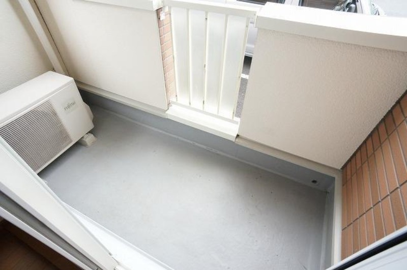 バルコニー　図面と現状に相違がある場合には現状を優先