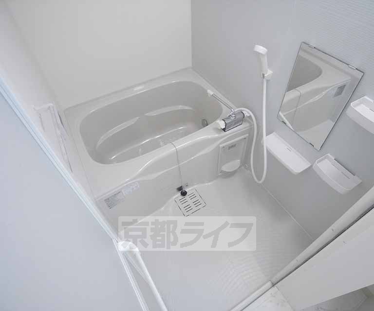 バス・シャワールーム　ゆったりできますよ。