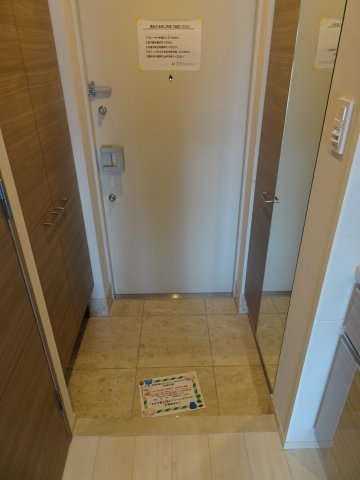 玄関　ベルシード横濱大通り公園  ＊別部屋参考