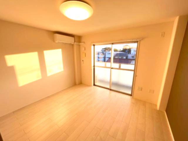 居室・リビング　洋室