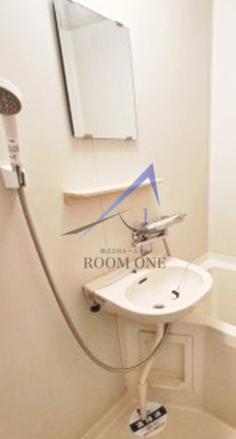 洗面設備　洗面台です。