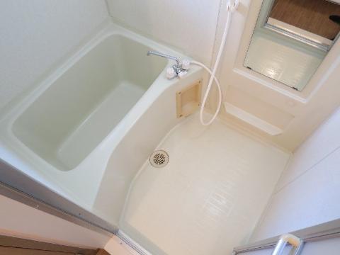 バス・シャワールーム　バス
