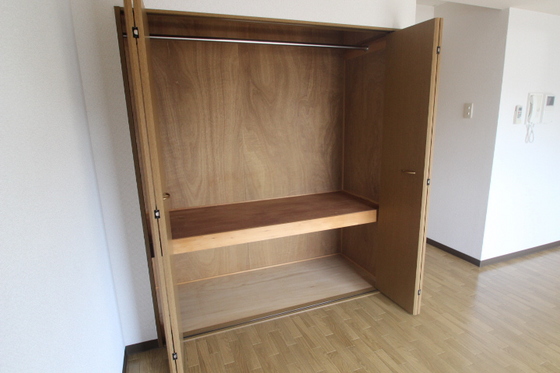 収納　※別号室の写真です