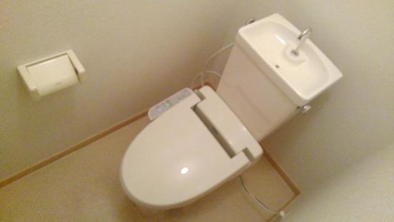 トイレ　図面と現状に相違がある場合には現状を優先