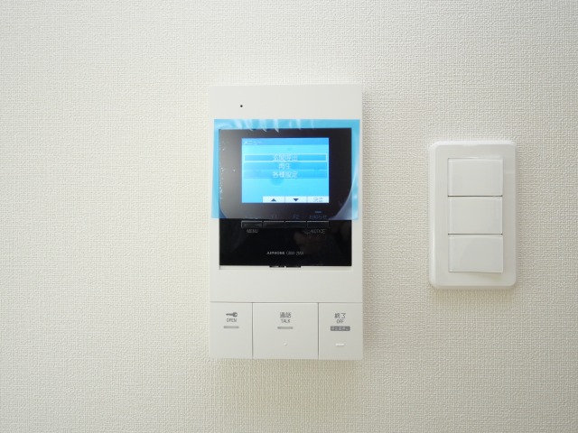 セキュリティ　防犯面に配慮したＴＶモニターホン付きです！