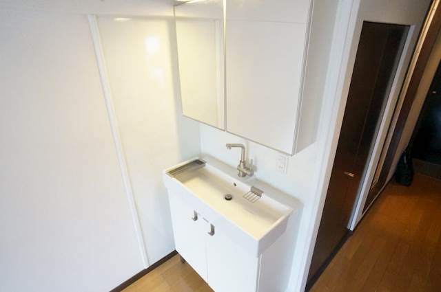 洗面設備　同型イメージ