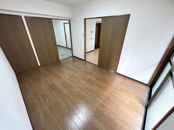 居室・リビング　※別号屋の写真です