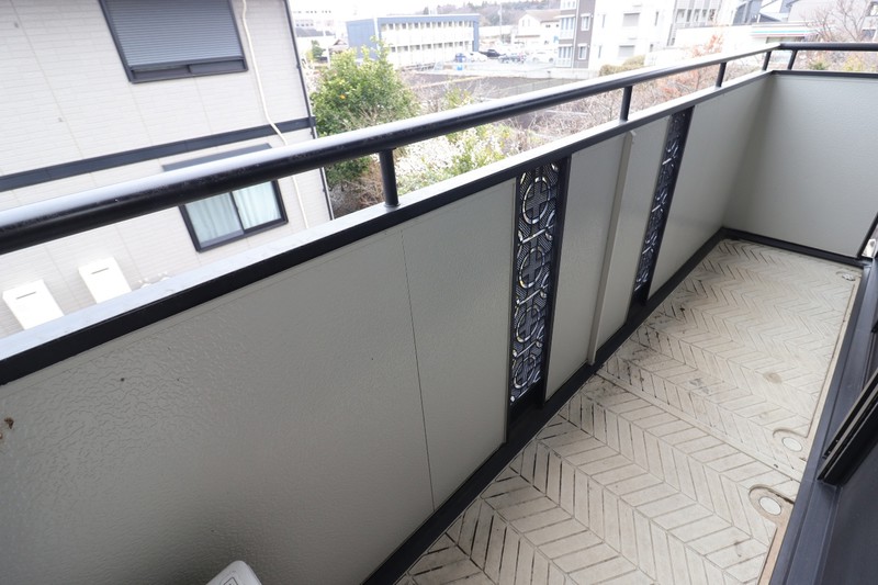 バルコニー　別室参考写真（反転タイプ）