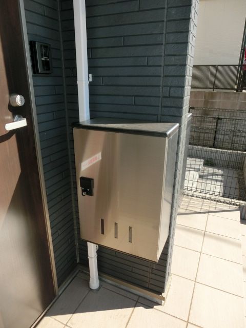 その他　ご不在時も便利な宅配ボックス付き