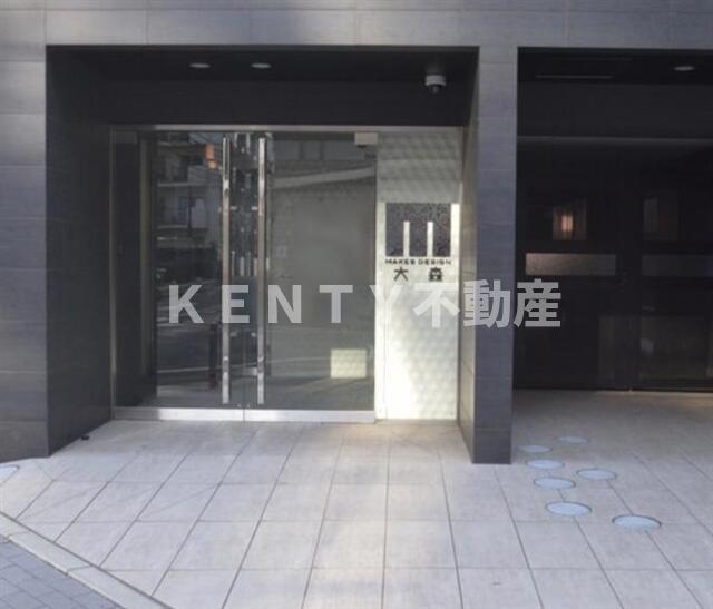 エントランス　ゆとりのあるエントランスです