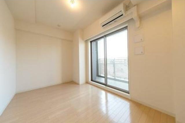 居室・リビング　明るい洋室！