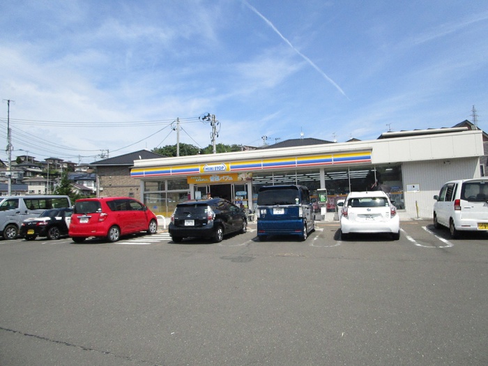 コンビニ　ミニストップ塩釜玉川店（コンビニ）まで920m