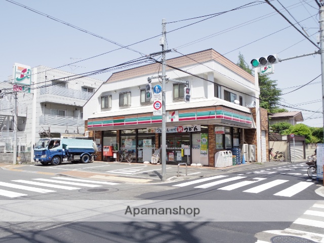 コンビニ　セブンイレブン（コンビニ）まで377m
