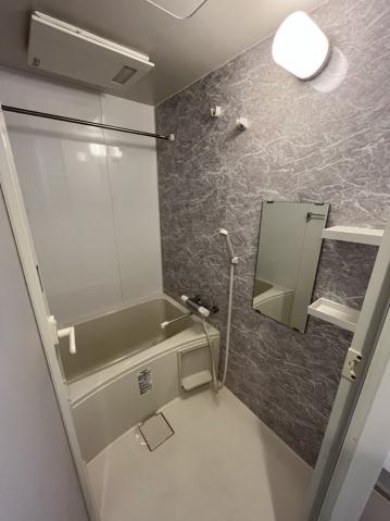 バス・シャワールーム　※別部屋参考写真