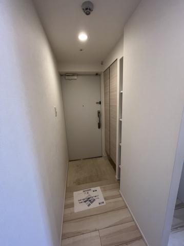 玄関　※別部屋参考写真