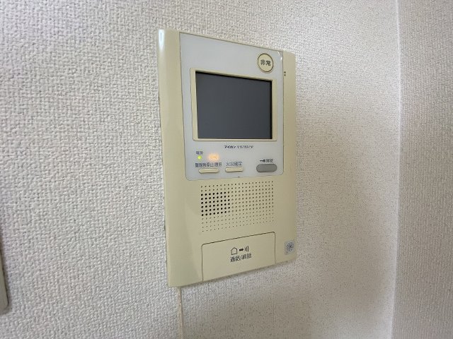 セキュリティ　TVモニター付きインターホンです