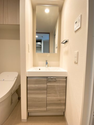 洗面設備　※参考写真