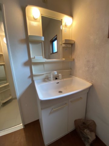 洗面設備　独立洗面化粧台付き☆