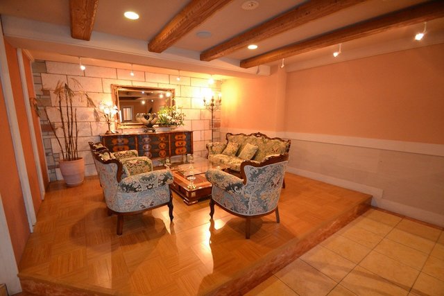 ロビー　北欧風のおしゃれなエントランスロビー