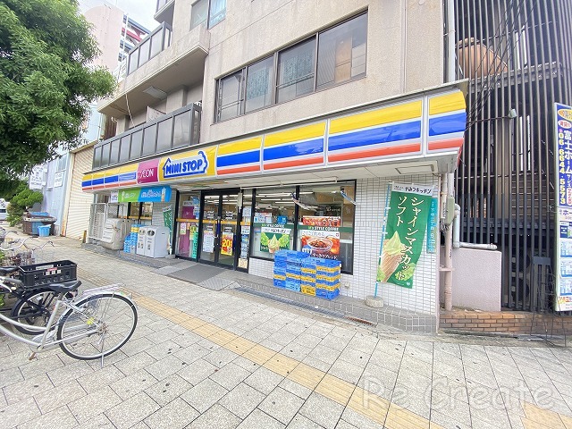 コンビニ　ミニストップ夕陽ヶ丘店加賀徳酒店（コンビニ）まで213m