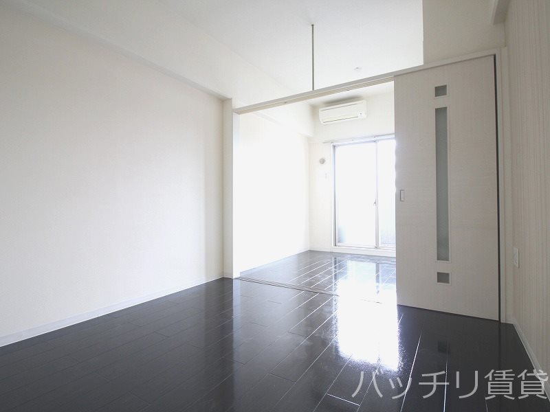 バルコニー　写真は別号室の為、現状優先になります。