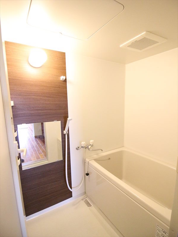 バス・シャワールーム　浴室（写真は別室）