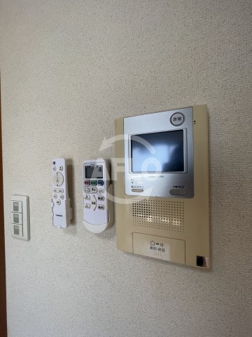 セキュリティ　LaDouceur江坂　モニター付きインターホン