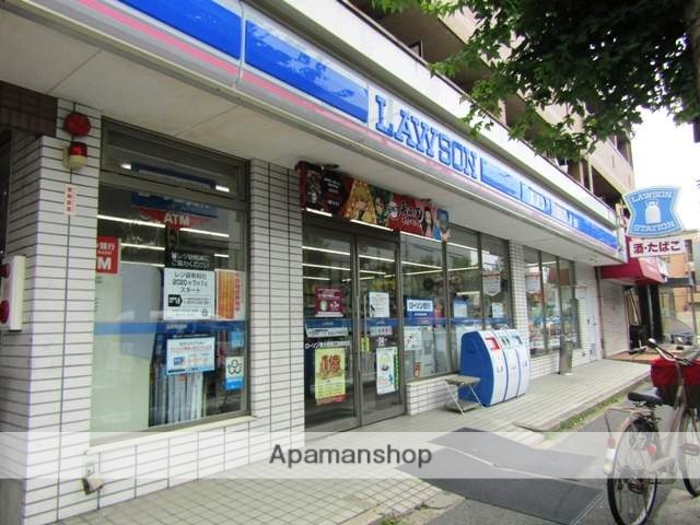 コンビニ　ローソン（コンビニ）まで831m