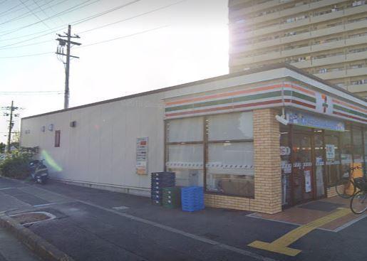 コンビニ　セブンイレブン大阪新北島4丁目店（コンビニ）まで117m
