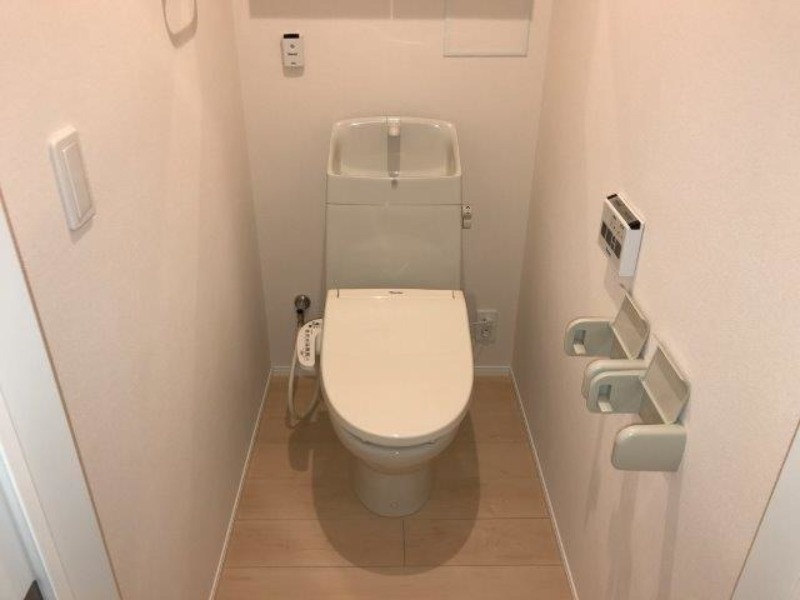 トイレ　図面と現状に相違がある場合には現状を優先