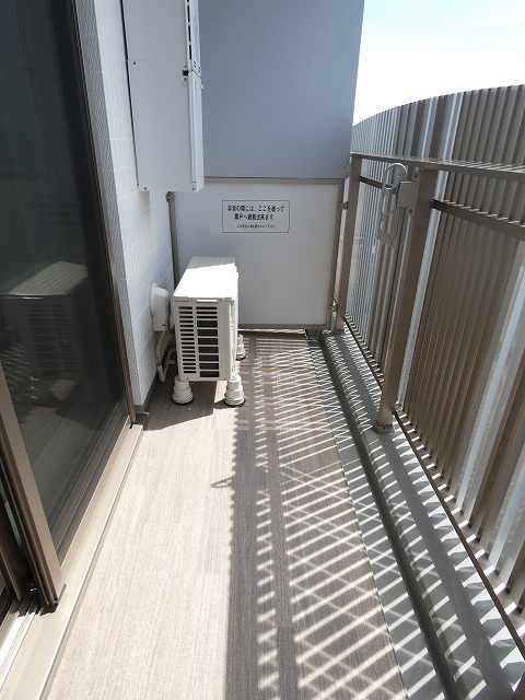 バルコニー　バルコニー