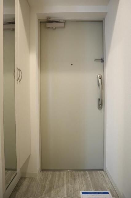 玄関　落ち着いた玄関です