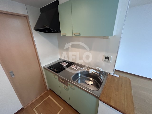 キッチン　EbyU新大阪　キッチン