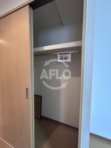 収納　EbyU新大阪　クローゼット