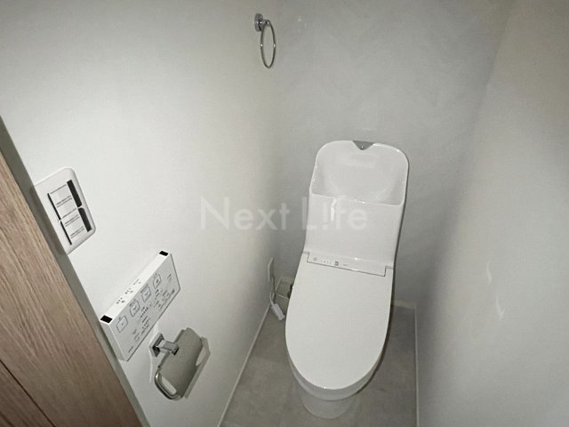 トイレ　アザーレディオン相模大野