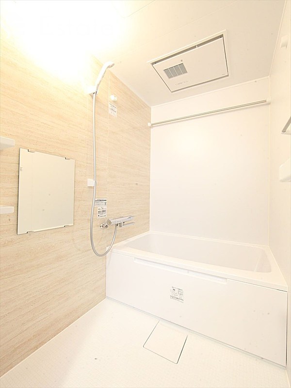 バス・シャワールーム　バスルーム